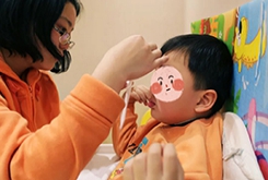 三歲寶寶口吃怎么糾正？