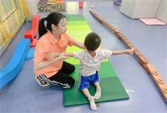 如何為孩子選擇一家感統訓練機構